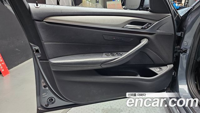 BMW 5-Series 530i M Sport Package
