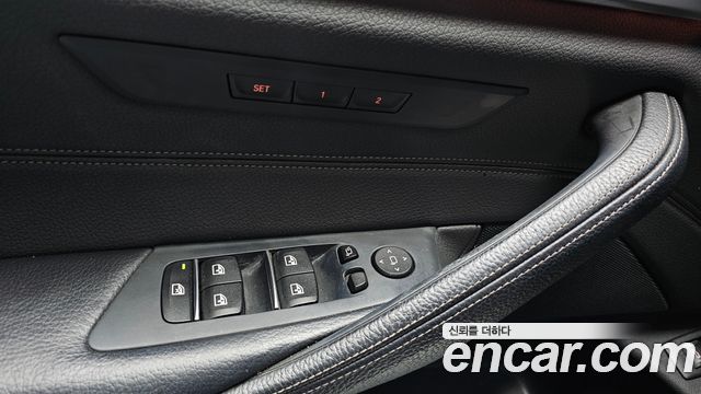 BMW 5-Series 530i M Sport Package