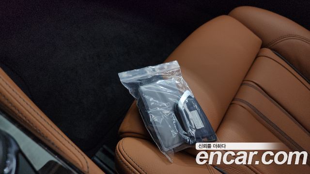 BMW 5-Series 520i Luxury