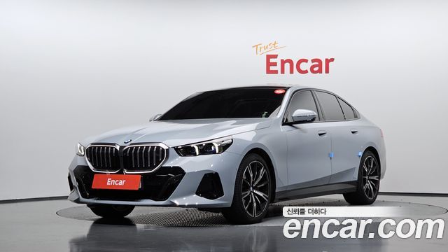 BMW 5-Series 530i xDrive M Sport