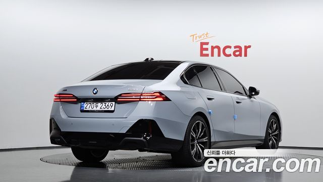 BMW 5-Series 530i xDrive M Sport