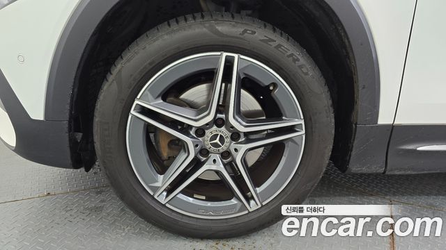 Mercedes-Benz GLB-Class GLB250 4MATIC