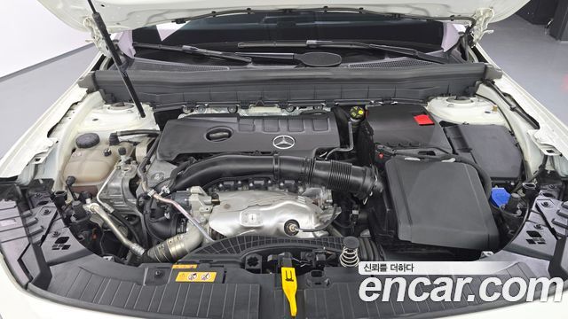 Mercedes-Benz GLB-Class GLB250 4MATIC