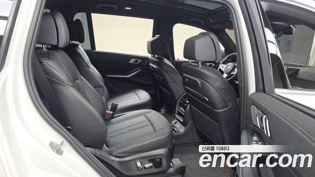 BMW X7 xDrive 40i M Sport 6STR