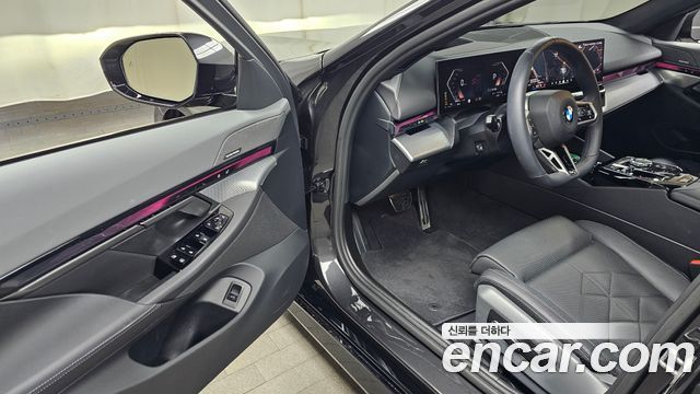 BMW 5-Series 530i xDrive M Sport