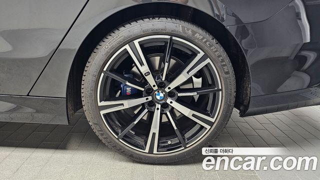 BMW 5-Series 530i xDrive M Sport