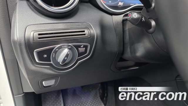 Mercedes-Benz GLC-Class GLC220 d 4MATIC