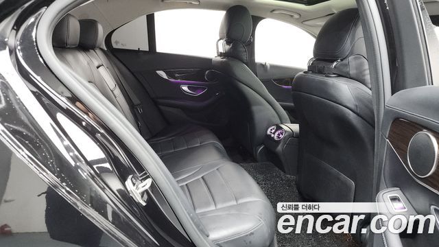 Mercedes-Benz C-Class C200 4MATIC Exclusive