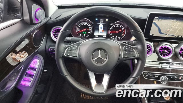 Mercedes-Benz C-Class C200 4MATIC Exclusive