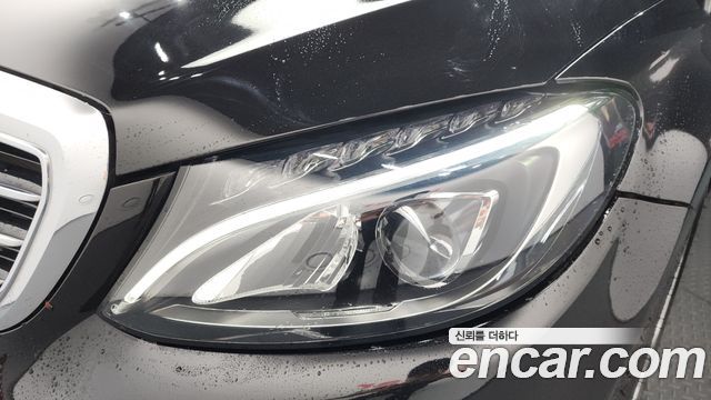 Mercedes-Benz C-Class C200 4MATIC Exclusive