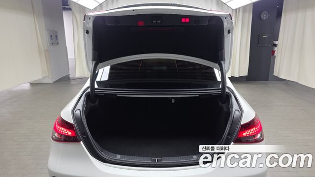 Mercedes-Benz E-Class E250 Avantgarde