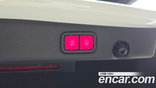 Mercedes-Benz E-Class E250 Avantgarde