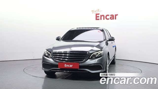 Mercedes-Benz E-Class E220d 4MATIC Exclusive