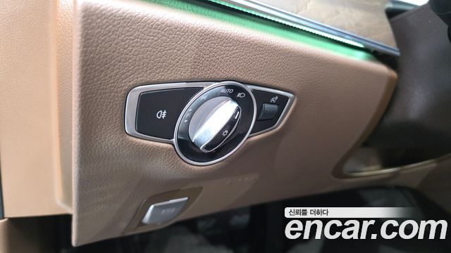 Mercedes-Benz E-Class E220d 4MATIC Exclusive