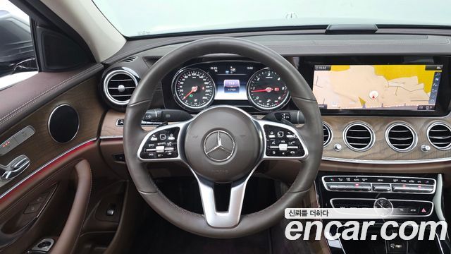 Mercedes-Benz E-Class E220d 4MATIC Exclusive