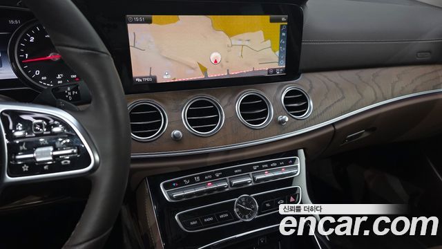Mercedes-Benz E-Class E220d 4MATIC Exclusive