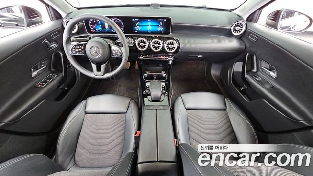 Mercedes-Benz A-Class A250 4MATIC Sedan