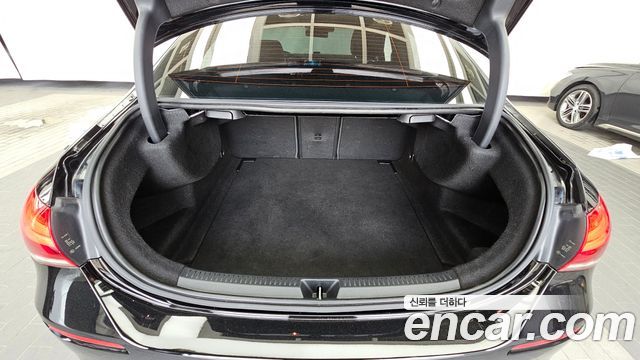 Mercedes-Benz A-Class A250 4MATIC Sedan