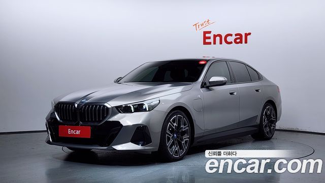 BMW 5-Series 530e xDrive M Sport