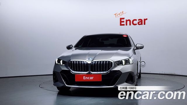 BMW 5-Series 530e xDrive M Sport