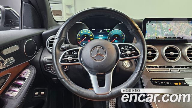 Mercedes-Benz GLC-Class GLC300e 4MATIC Coupe