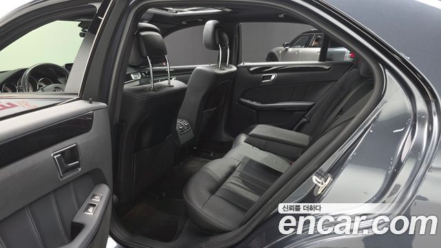 Mercedes-Benz E-Class E220 Bluetec Avantgarde Sport