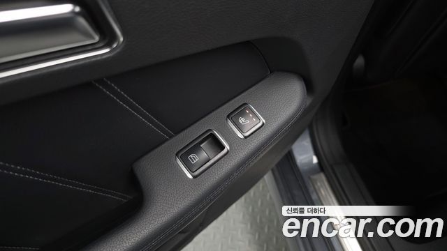 Mercedes-Benz E-Class E220 Bluetec Avantgarde Sport