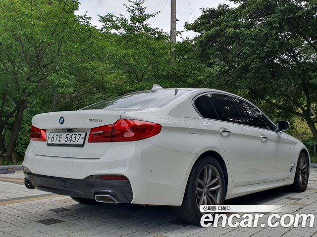 BMW 5-Series 530i M Sport Package