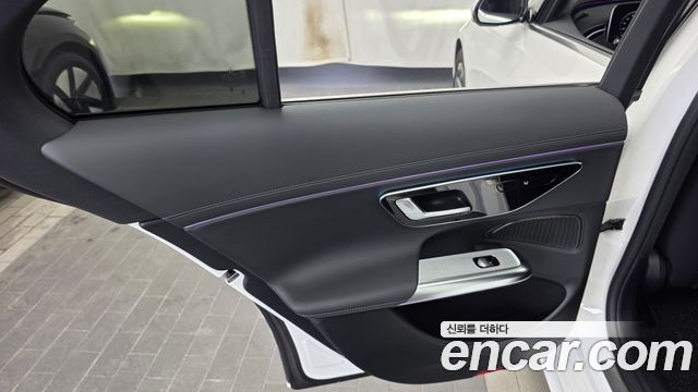 Mercedes-Benz E-Class E200 Avantgarde