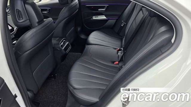 Mercedes-Benz E-Class E200 Avantgarde