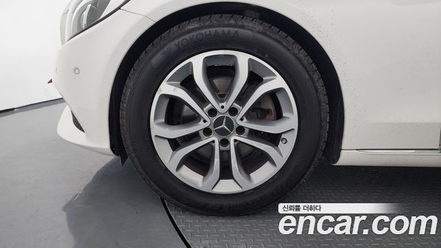 Mercedes-Benz C-Class C220 d Avantgarde