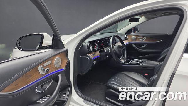 Mercedes-Benz E-Class E220d 4MATIC Exclusive