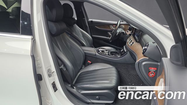 Mercedes-Benz E-Class E220d 4MATIC Exclusive