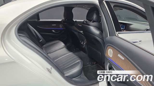 Mercedes-Benz E-Class E220d 4MATIC Exclusive