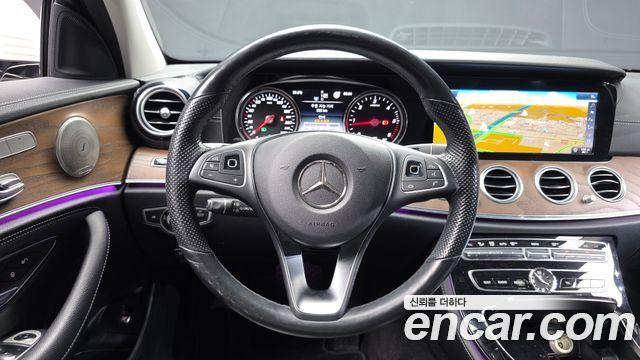 Mercedes-Benz E-Class E220d 4MATIC Exclusive
