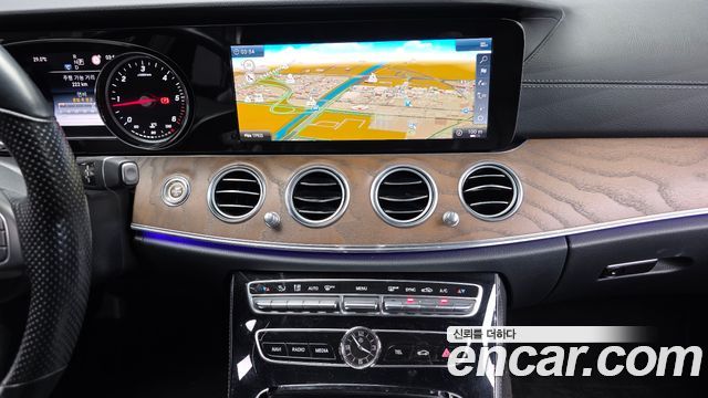 Mercedes-Benz E-Class E220d 4MATIC Exclusive