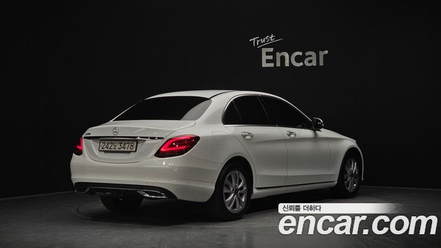 Mercedes-Benz C-Class C200 Avantgarde