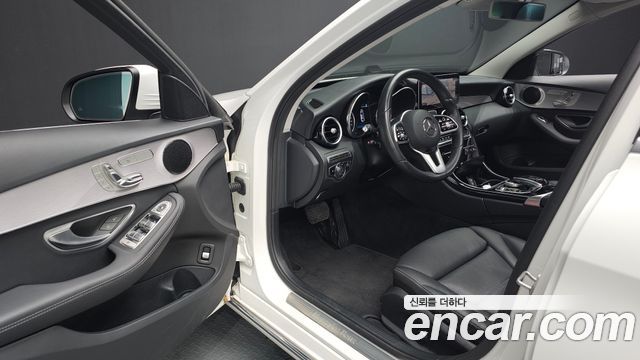 Mercedes-Benz C-Class C200 Avantgarde