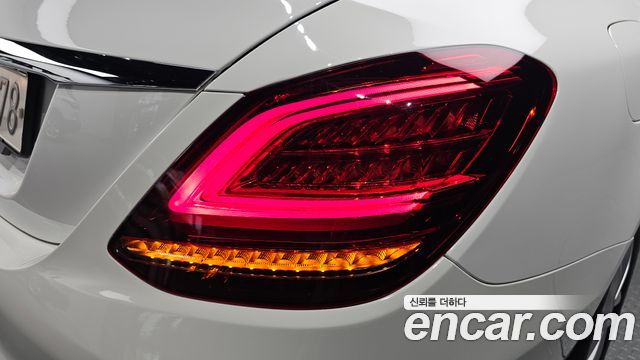Mercedes-Benz C-Class C200 Avantgarde