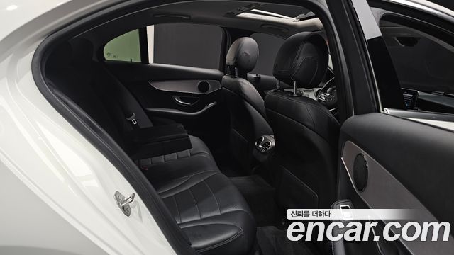 Mercedes-Benz C-Class C200 Avantgarde
