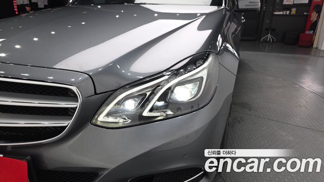 Mercedes-Benz E-Class E300 4MATIC Avantgarde