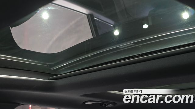 Mercedes-Benz E-Class E300 4MATIC Avantgarde