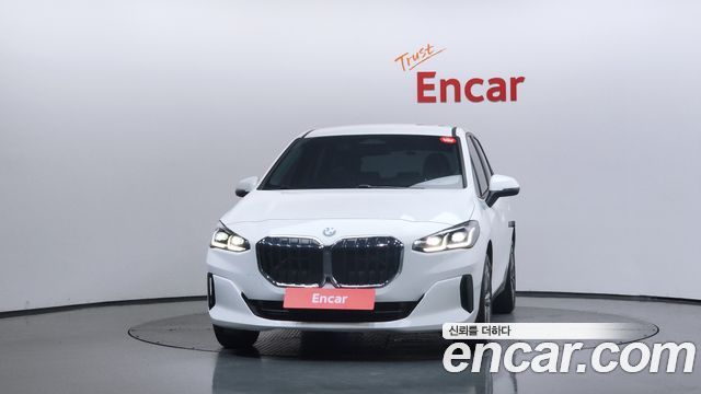 BMW 2-Series 220i Advantage