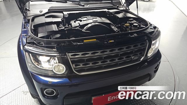 Land Rover Discovery 3.0 SDV6 SE