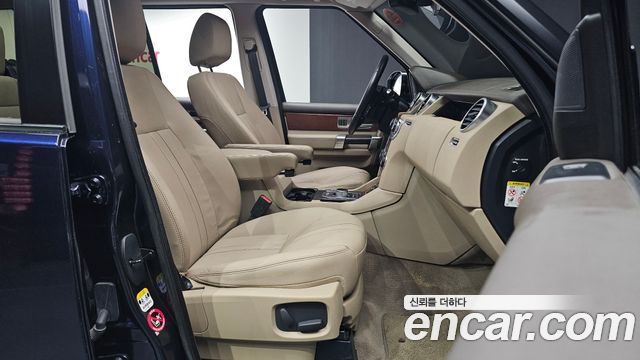 Land Rover Discovery 3.0 SDV6 SE