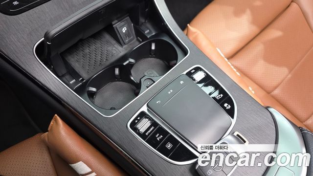 Mercedes-Benz GLC-Class GLC300e 4MATIC Coupe