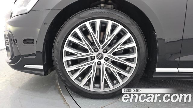 Audi A8 55 TFSI Quattro Premium LWB