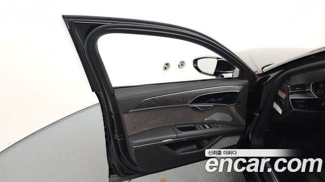 Audi A8 55 TFSI Quattro Premium LWB