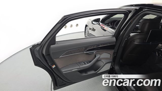 Audi A8 55 TFSI Quattro Premium LWB