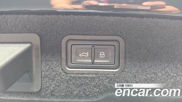 Audi A8 55 TFSI Quattro Premium LWB